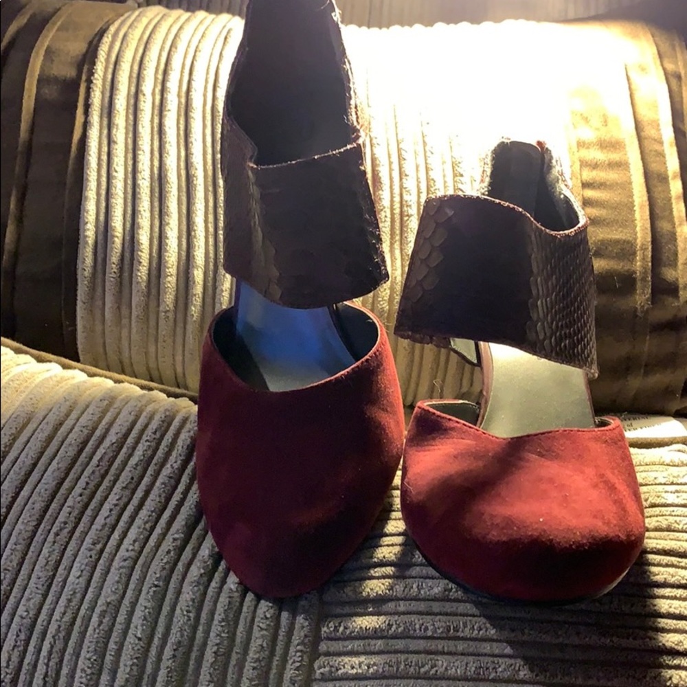 Bella Vita burgundy suede and leather strap heels